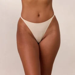 Everyday Form G-String - Vanilla