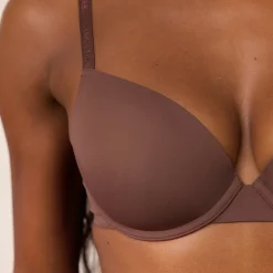 Invisible Form T-Shirt - Cocoa
