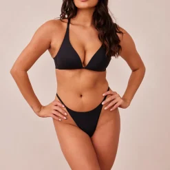 Light Non-wire Plunge T-shirt Bra & Thong/Briefs Set - Black