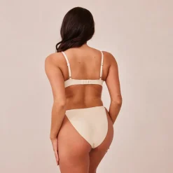 Light Non-wire Plunge T-shirt Bra & Thong/Briefs Set - Latte