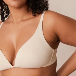 Light Non-wire Plunge T-shirt Bra & Thong/Briefs Set - Latte