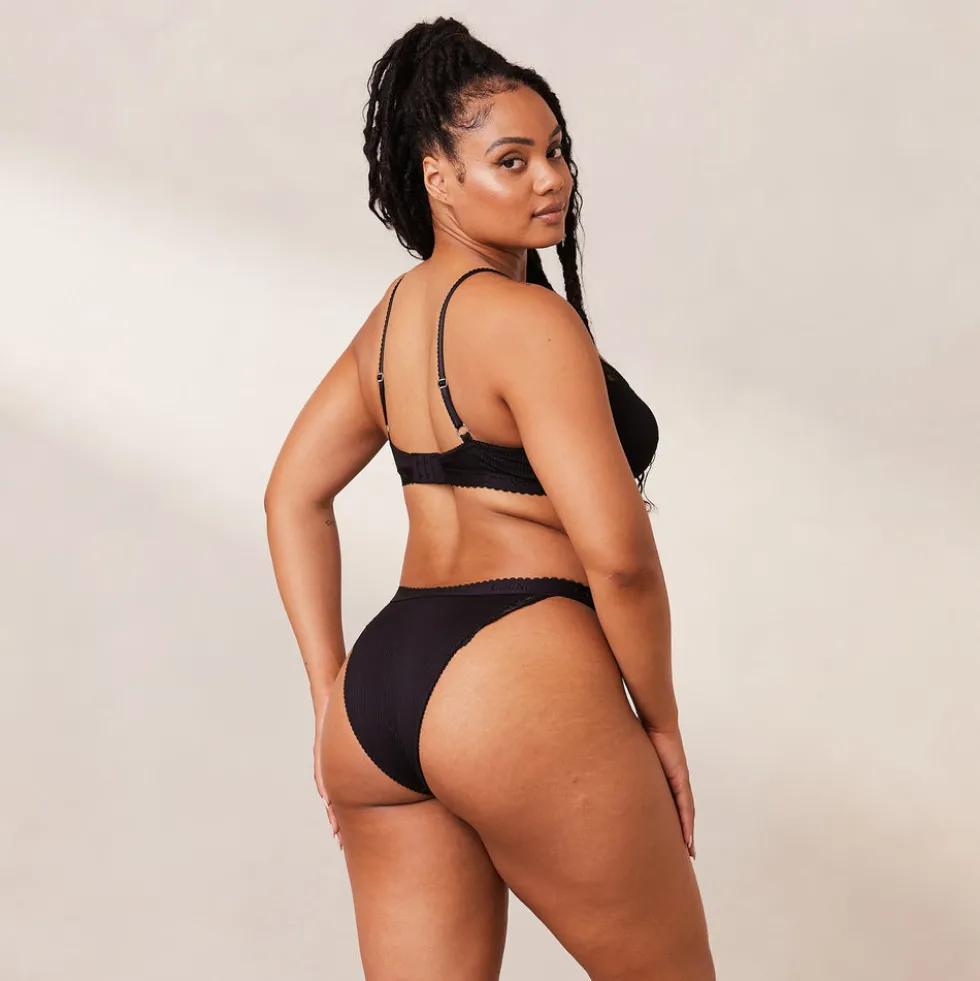 Ribbed Balcony Bra & Thong/Briefs Set - Black